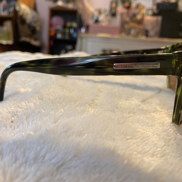 Burberry green-tortoise shell sunglasses